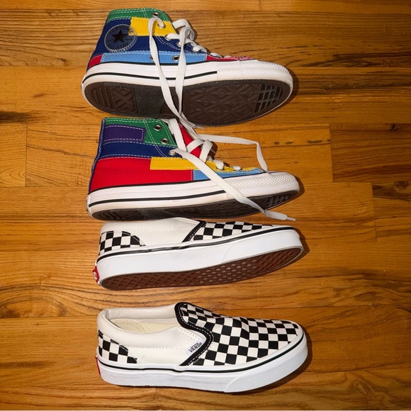 2 Pairs Kids Unisex Shoes And Socks - Picture 6 of 8